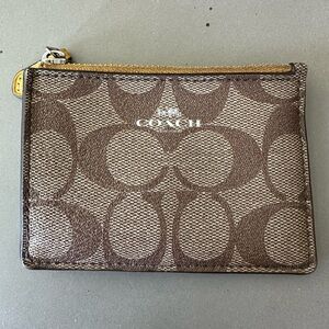 Coach Signature ID Case Keychain Crossgrain Leather Wallet